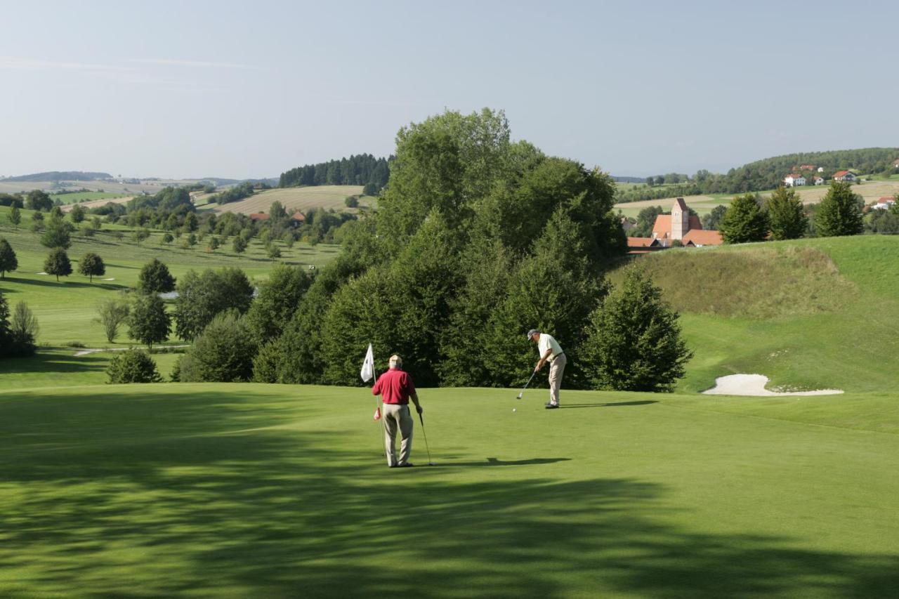 Hotel Glockenspiel Bad Griesbach  Luaran gambar